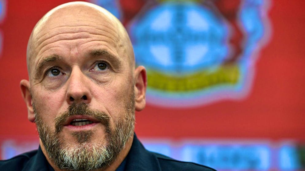 Coach Erik ten Hag does not want to overrate the 5-1 defeat in his first game with Bayer Leverkusen.