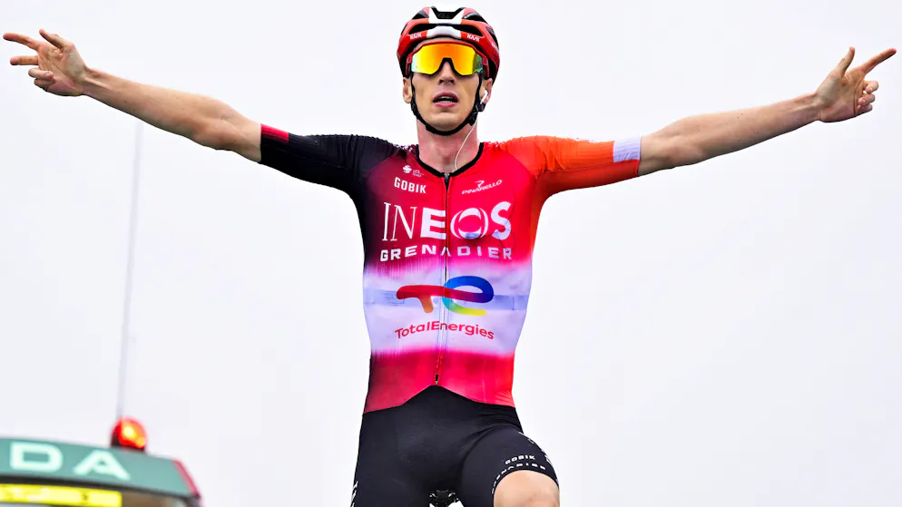 Tour de France. Arensman réalise un magnifique numéro, Pogacar souverain