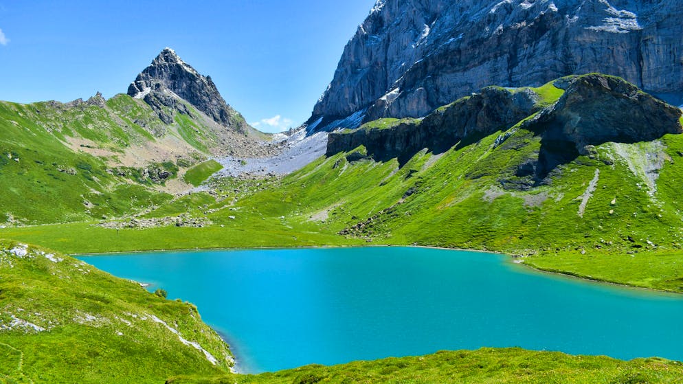 Molto frequentato dai campeggiatori selvaggi: il lago Seewli nel cantone di Uri.