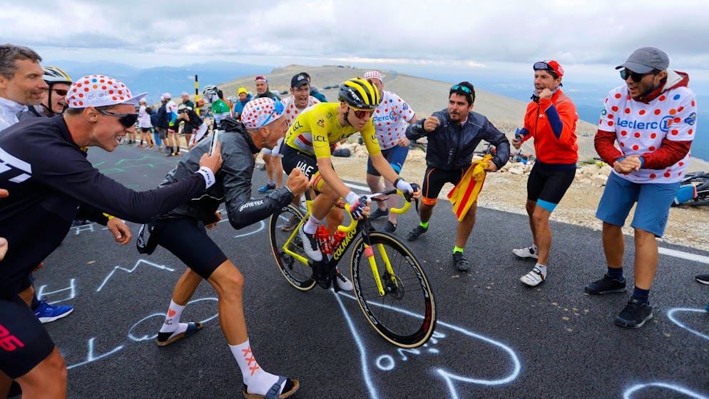 Tadej Pogacar sur les pentes du Mont Ventoux en 2021.