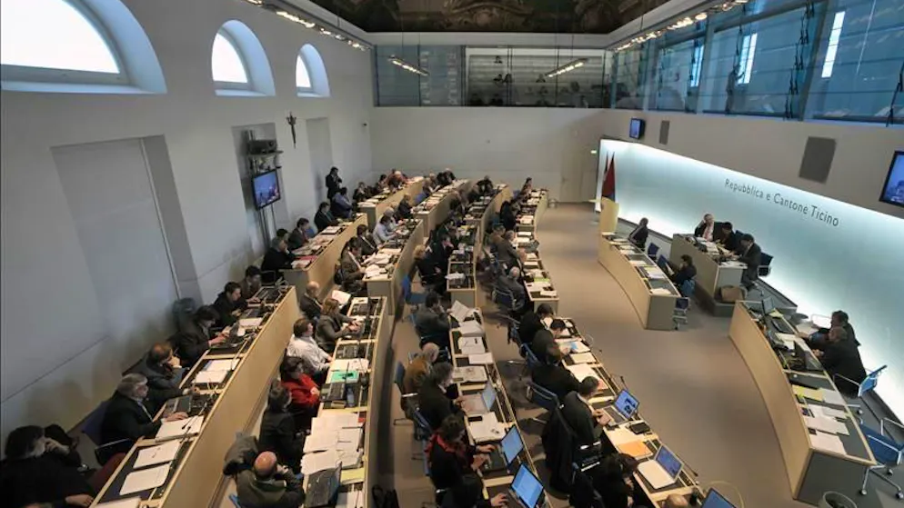 Si parlerà dell'«arrocchino». È confermato: seduta straordinaria del Gran Consiglio ticinese il 25 agosto