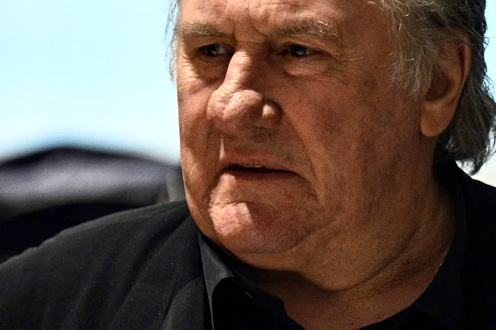 Selon la source proche du dossier, des recours de M. Depardieu sur cette expertise doivent encore être étudiés en appel.
