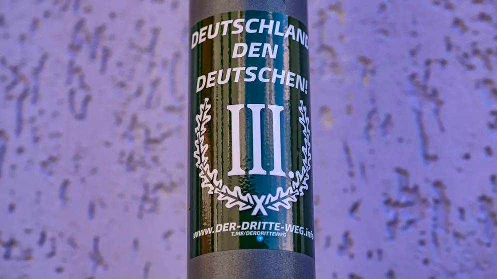 Right-wing activities: A call for help from Brandenburg and the consequences - Gallery. The so-called Third Way is active in various places in Brandenburg.