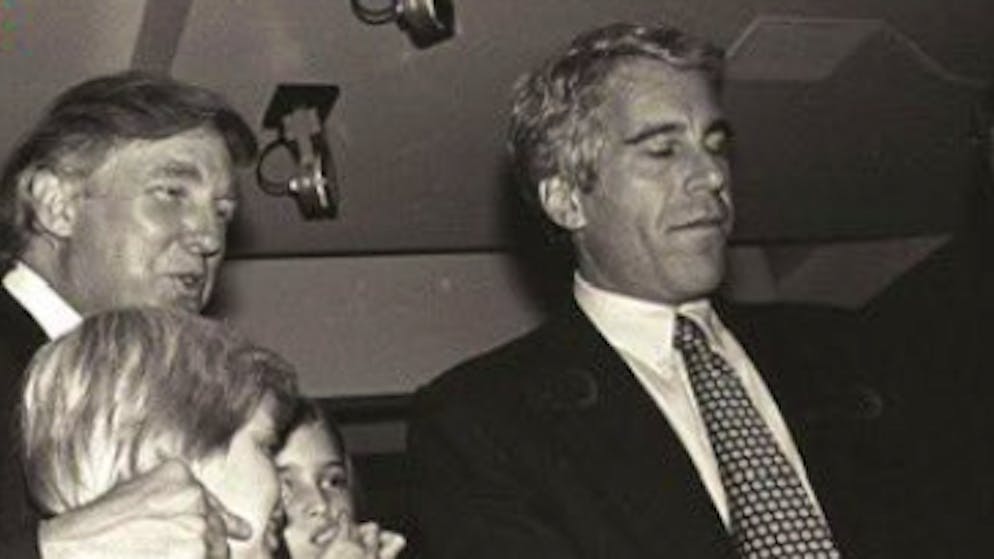 USA under Donald Trump. Trump in a poll slump +++ 