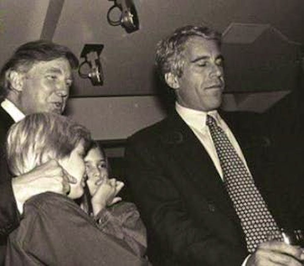 Photos prove that Trump and Epstein had dealings with each other.