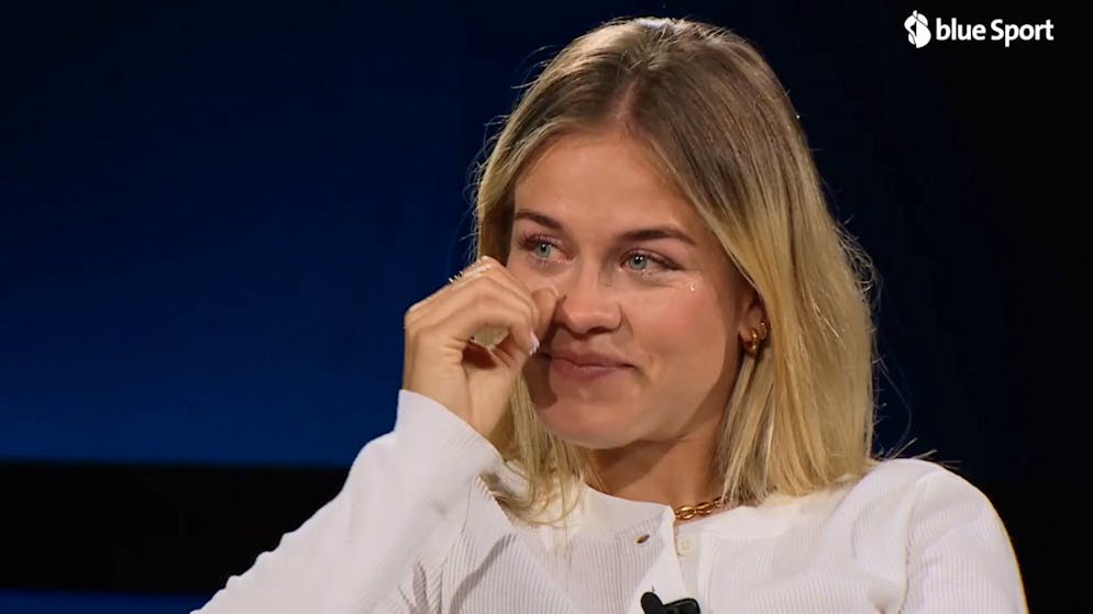 Nati-Heldin zu Gast im Heimspiel. Bei dieser Grussbotschaft muss Nadine Riesen wieder weinen