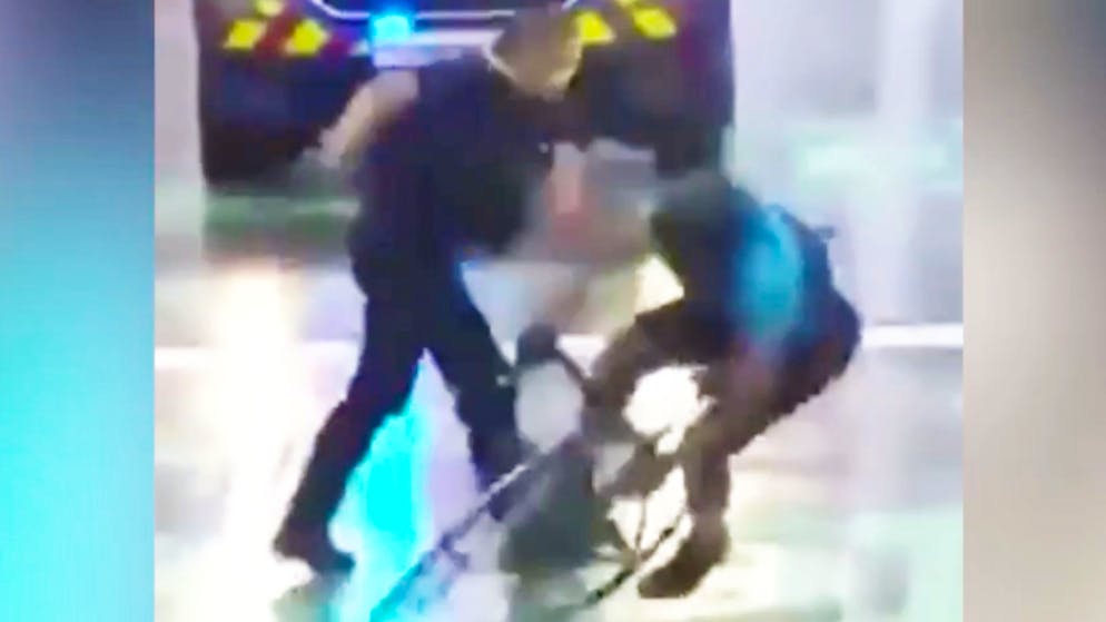 Troublemaker at the Tour de France. Police brutally stop amateur cyclists on the home straight