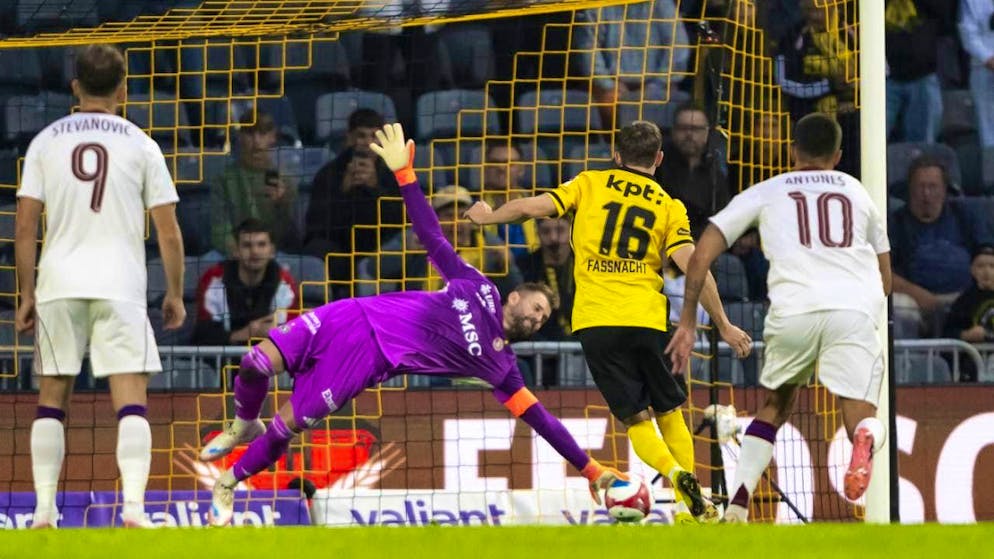 Christian Fassnacht puts Young Boys on course for an early win from the penalty spot