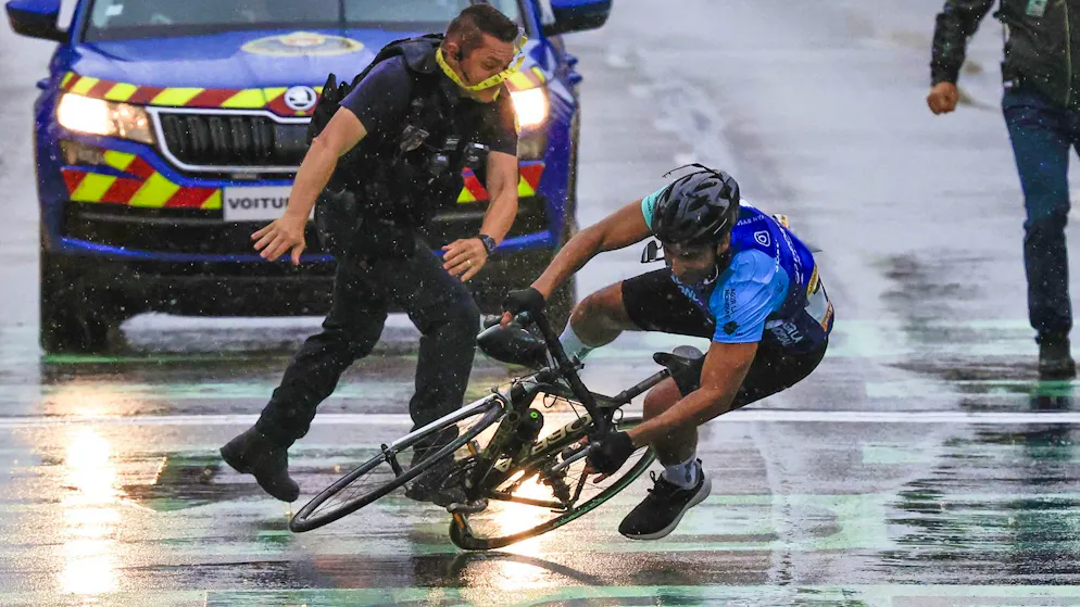 Dangerous action has consequences. Troublemaker convicted at Tour de France