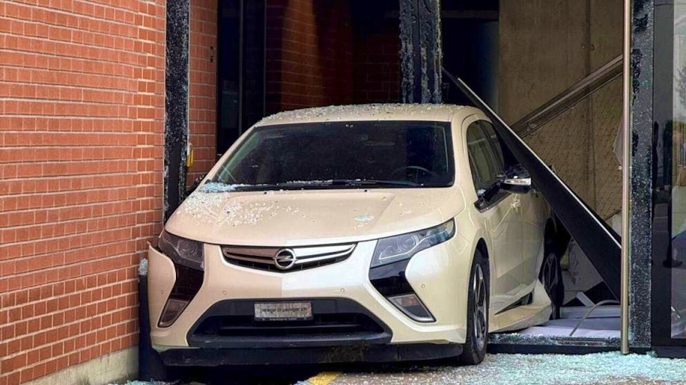 The suspects used this car to ram the store and gain entry.