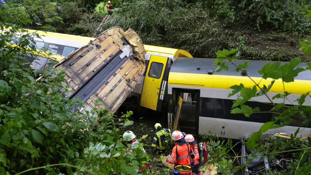 Le déraillement dans le Baden-Württemberg a fait au moins quatre morts et plusieurs blessés.