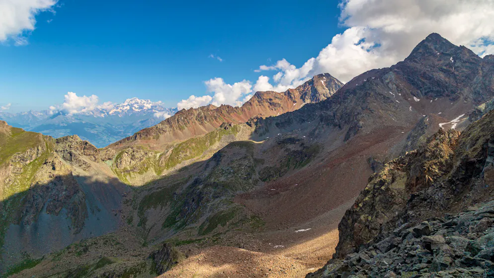 Été noir dans les Alpes italiennes.