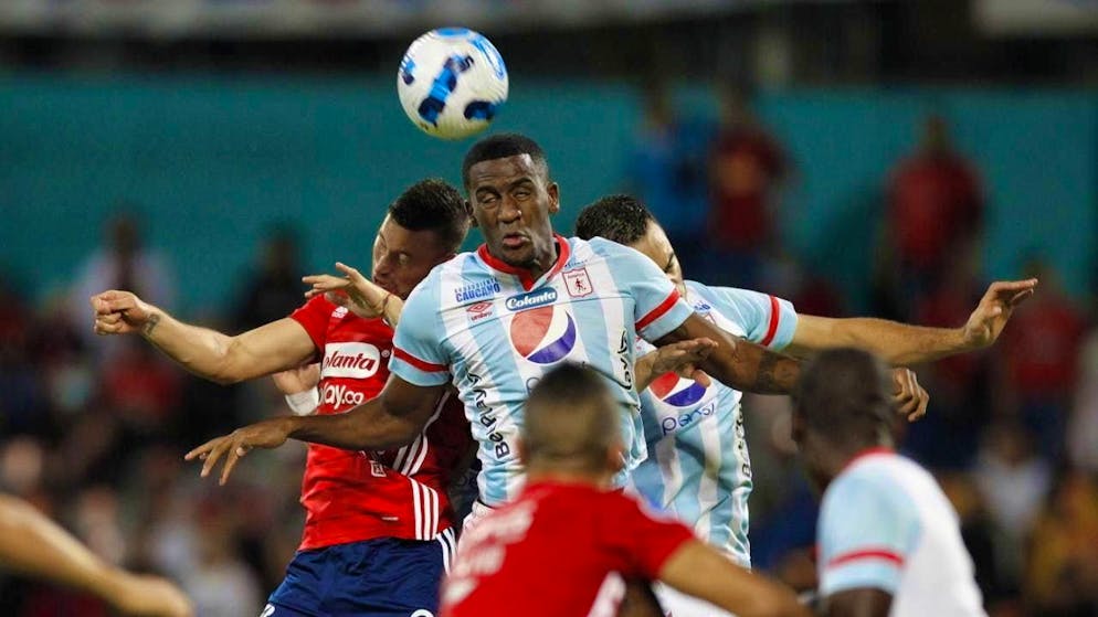 Tall and powerful header: Jorge Segura should stabilize the FC Zurich defence