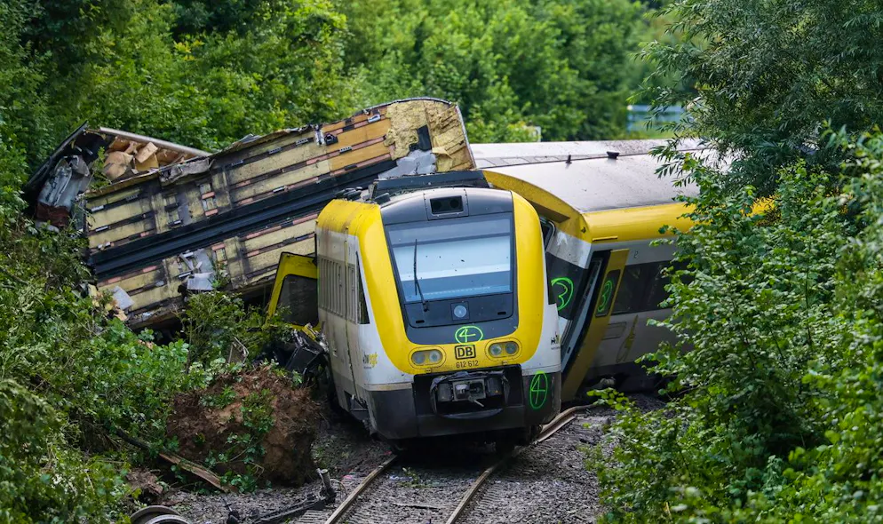 Treno deraglia in Germania. Un treno è deragliato domenica nel Land del Baden-Württemberg, nel sud-ovest della Germania.