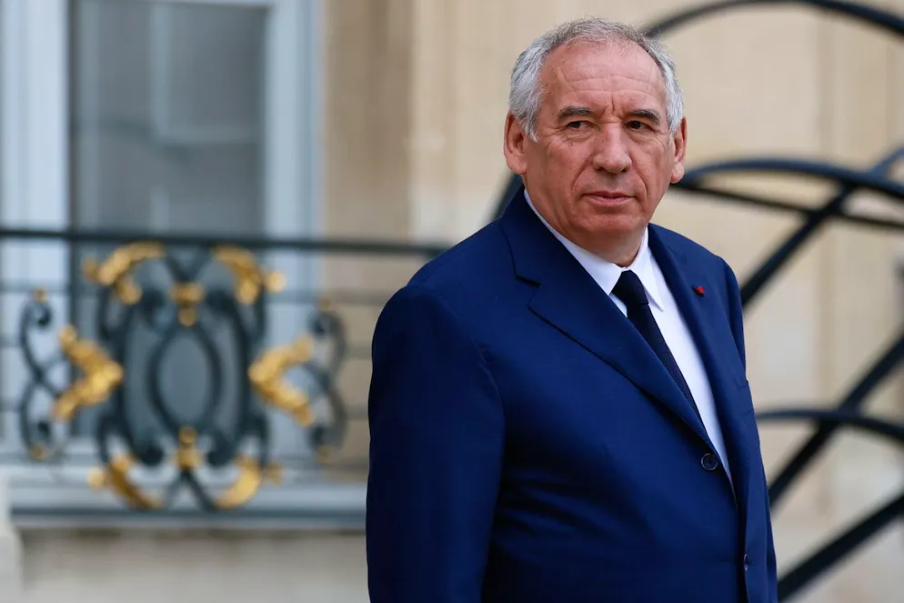Le Premier ministre français François Bayrou a regretté «un jour sombre» pour l'Europe qui «se résout à la soumission».