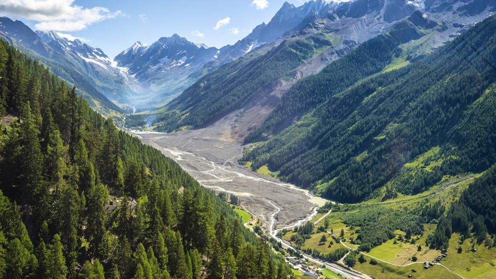 News zu Blatten VS. 57 Millionen Franken Hilfe für Blatten – doch ausbezahlt wurde bisher wenig