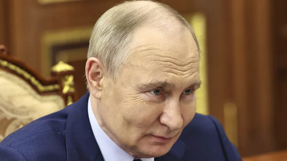 Guerra in Ucraina. Trump prepara le sanzioni, ma il Cremlino non vacilla: «Siamo immuni», e continua a bombardare