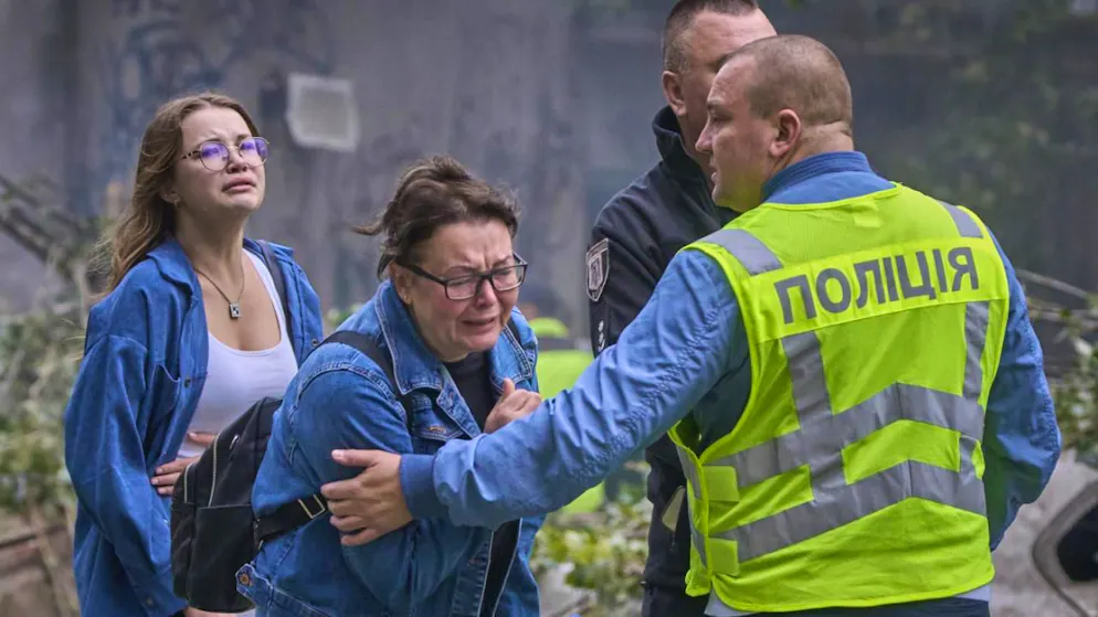 Les bombardements russes ont fait au moins quinze morts jeudi à Kiev.
