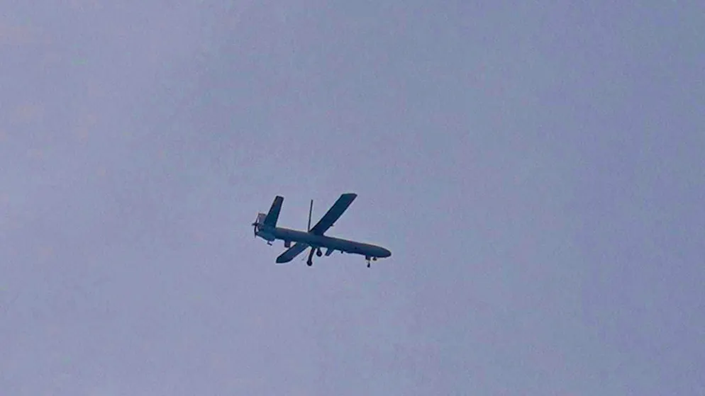 ARCHIVE - An Israeli Hermes 450 drone flies over the city of Tyre in southern Lebanon. Photo: Hussein Malla/AP/dpa/Archive image