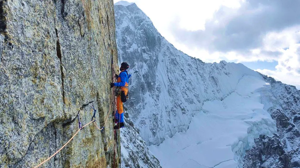 Stephan Siegrist has already scaled numerous peaks - here the 6150-metre-high Cerro Kishtwar in the western Himalayas in 2017.