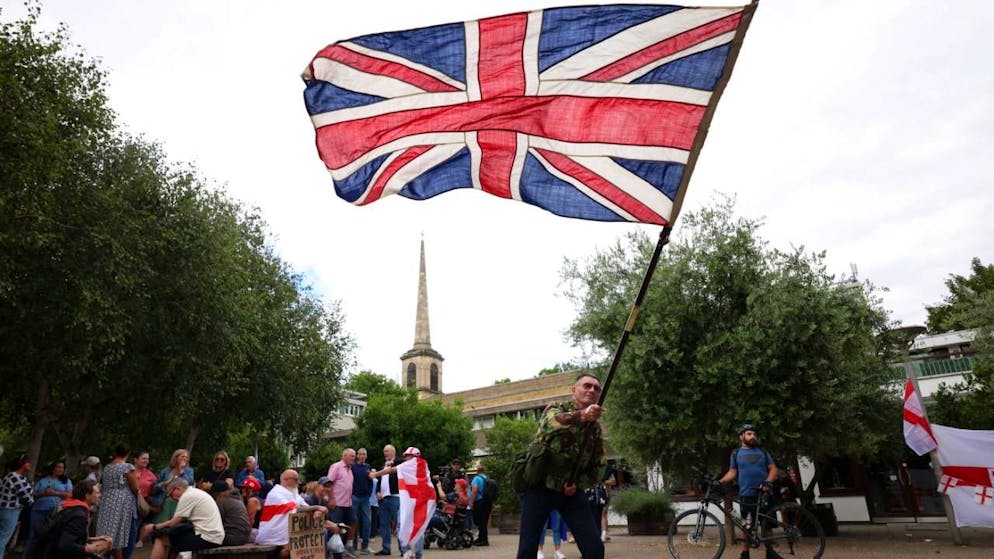 Royaume-Uni. Nouveaux heurts lors de manifestations anti-migrants