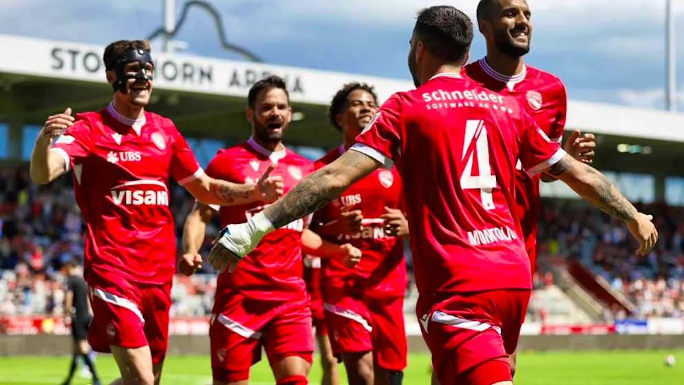 Thun celebrate a perfect start to the season