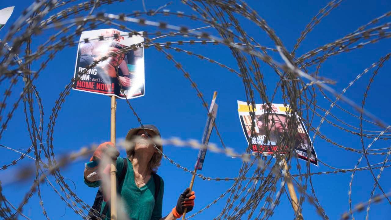 Politik. Massendemonstration in Israel für Geisel-Deal
