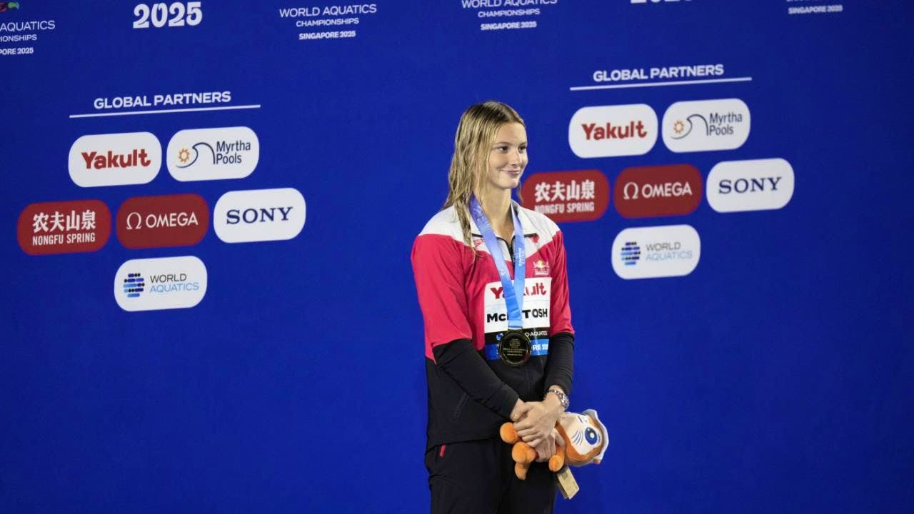 Schwimmen. Summer McIntosh mit vier Goldmedaillen der Star der WM