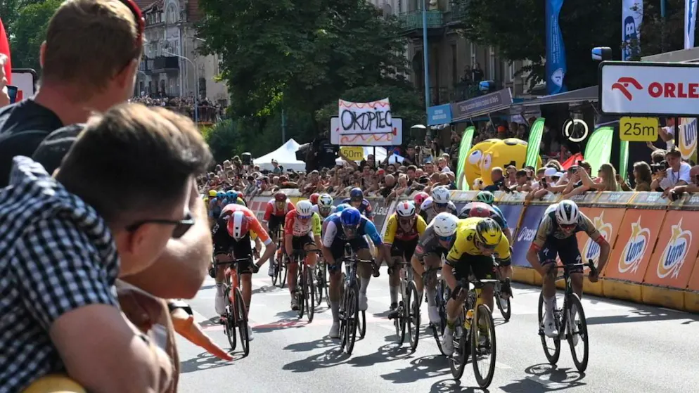 Grosser Publikumserfolg an der Strasse und im Fernsehen: die Tour de France der Frauen
