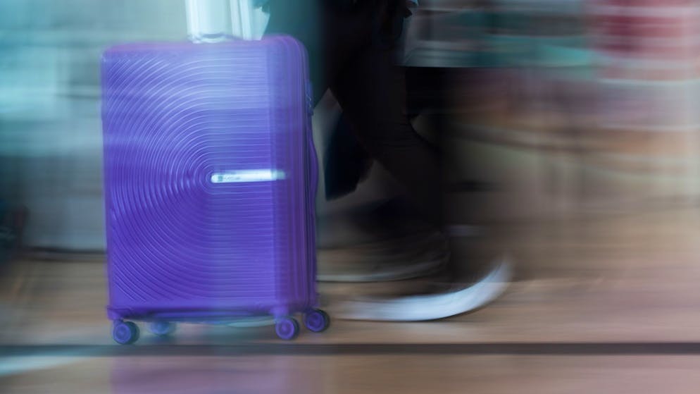 Stowed away in the bus luggage compartment. New Zealander packs toddler in suitcase - discovered alive