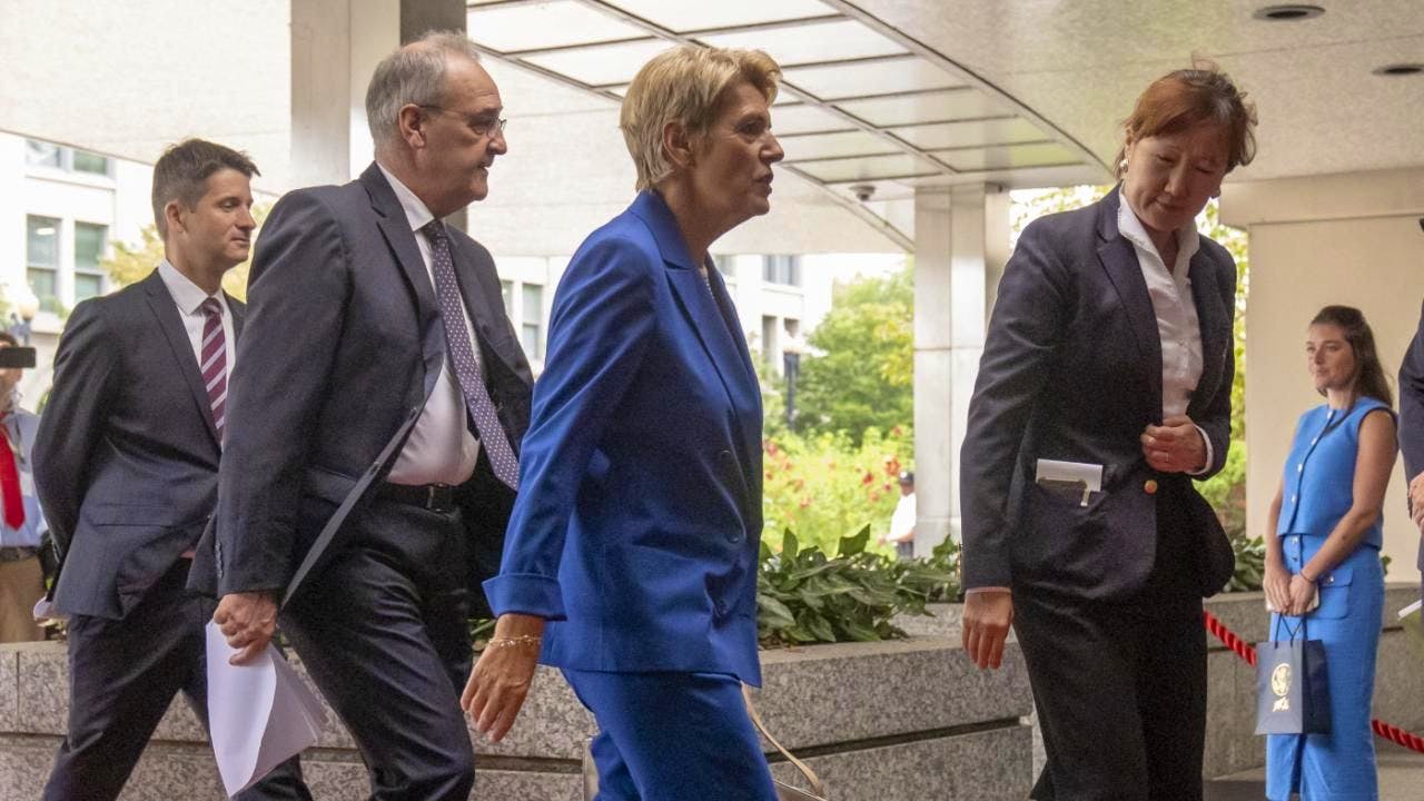 Vertenza commerciale. Dazi USA: Keller-Sutter e Parmelin sono al Dipartimento di Stato