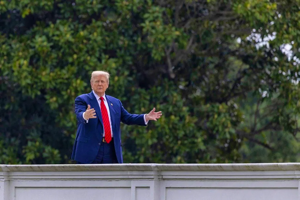 Donald Trump imposes 39 percent punitive tariffs on Switzerland.