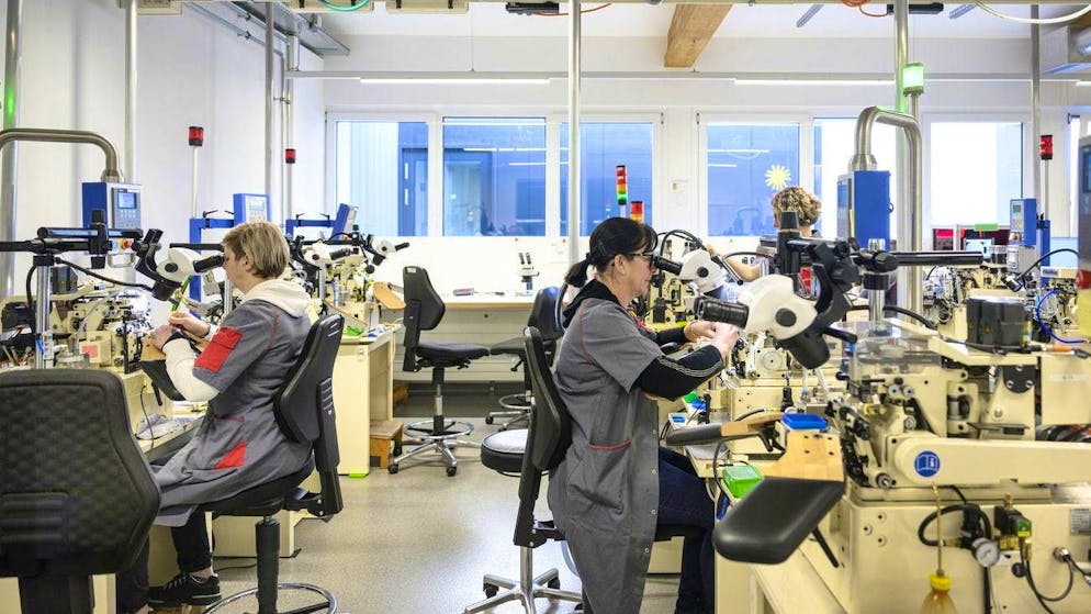 Crollano le esportazioni?. La mannaia dei dazi potrebbe colpire l'industria svizzera in profondità. Ecco perché