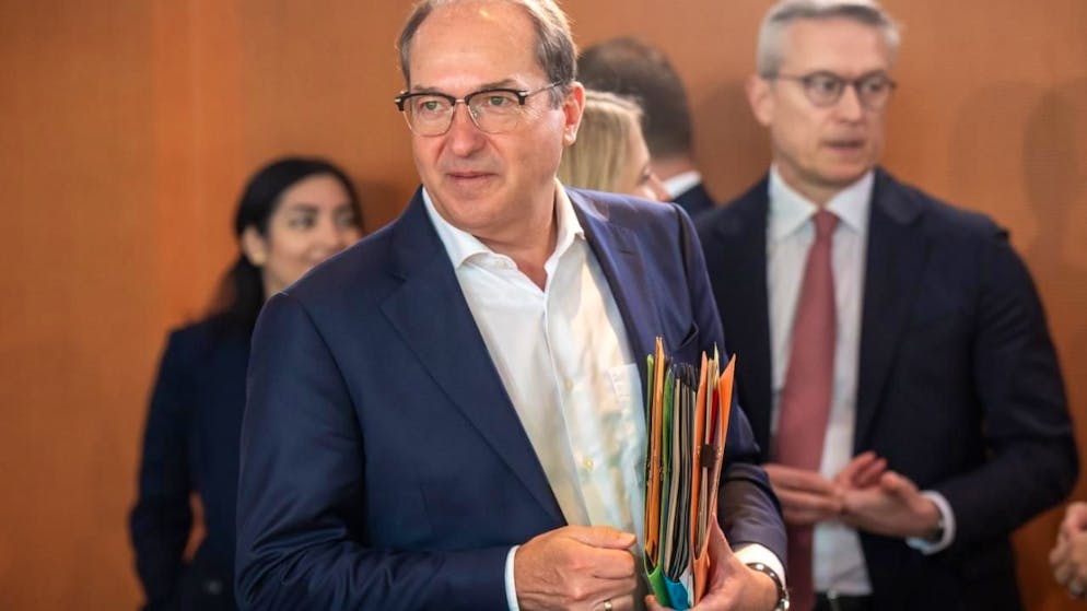 Mehr Abschiebungen, mehr Kontrollen. Deutschland verlängert seine Grenzkontrollen – trotz heftiger Kritik