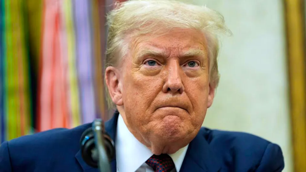 US-Präsident Donald Trump macht eine Ankündigung im Oval Office. Foto: Alex Brandon/AP/dpa