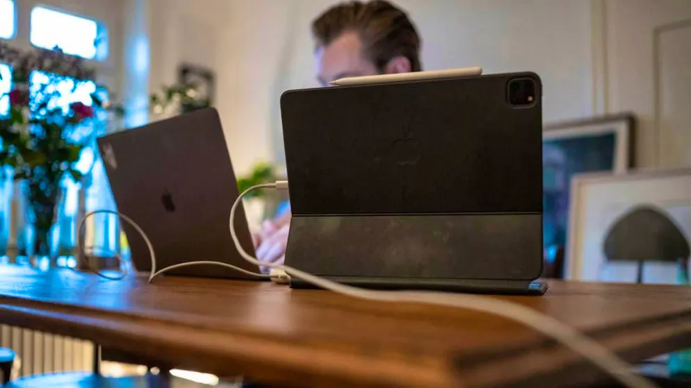 More and more employers in Switzerland are offering home offices. In doing so, they are taking a different direction to their competitors abroad. (archive image)