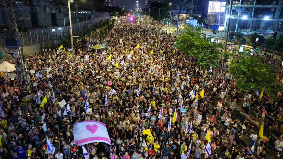 Conflitti. Migliaia a Tel Aviv manifestano per fine guerra a Gaza