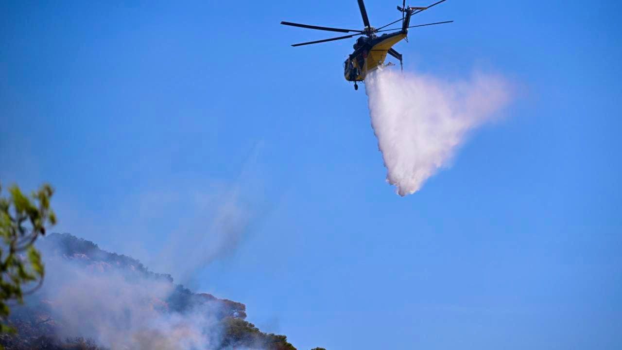 Aktuell. Kampf gegen Wind und Flammen in Griechenland