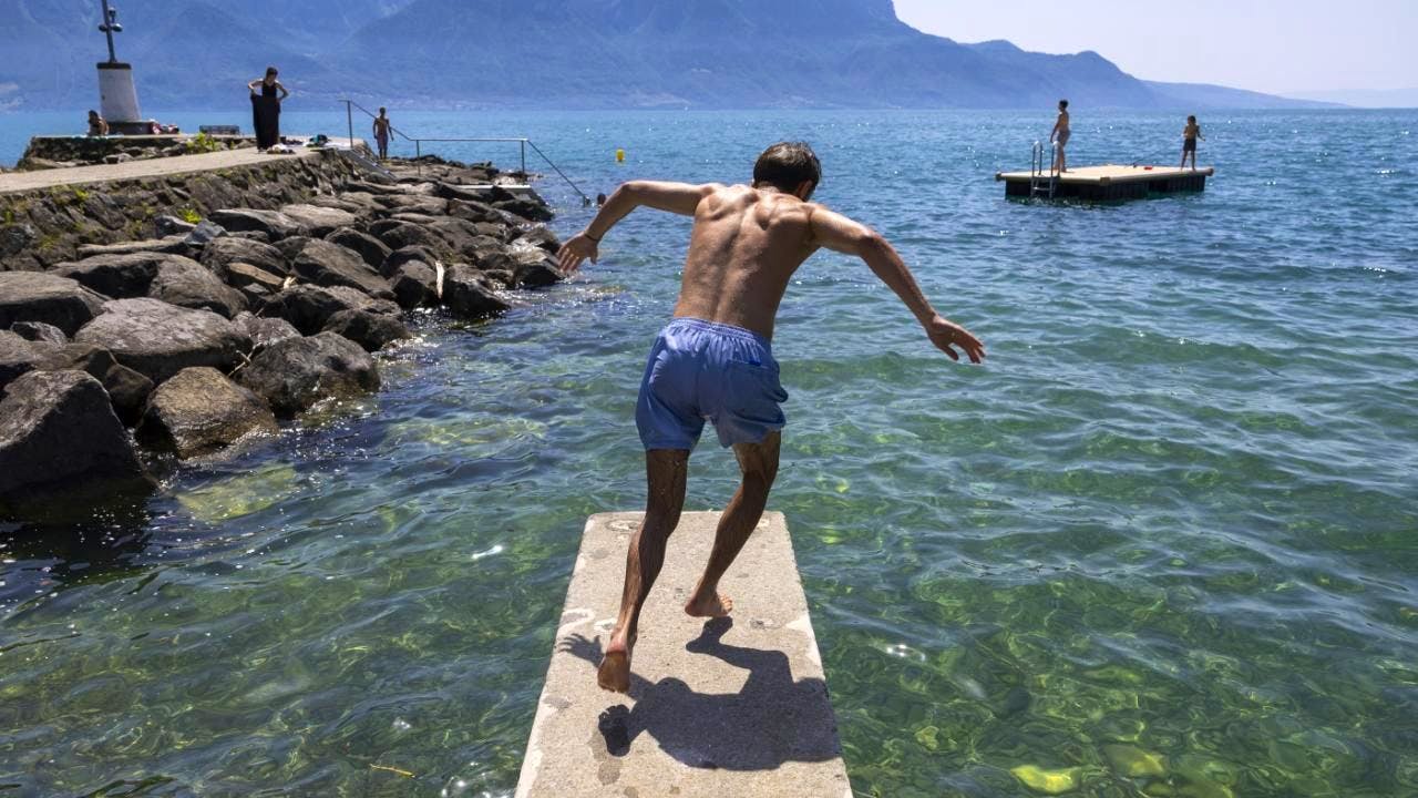 Brand, Feuer. Bund warnt vor erheblicher Hitzegefahr für die ganze Woche