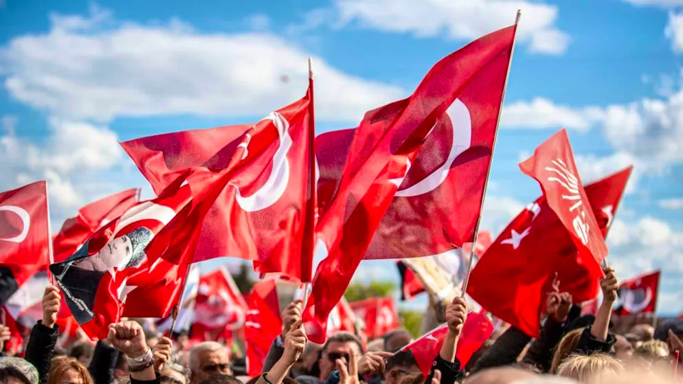 ARCHIVE - People hold Turkish flags during a rally for the 21st Extraordinary Congress of the Republican People's Party (CHP) in July. Photo: Tunahan Turhan/SOPA Images via ZUMA Press Wire/dpa/archived image