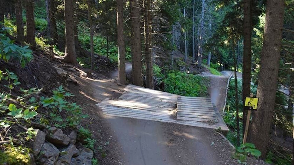 Grigioni. Ciclista cade lungo un percorso per mountain bike a Lenzerheide e perde la vita
