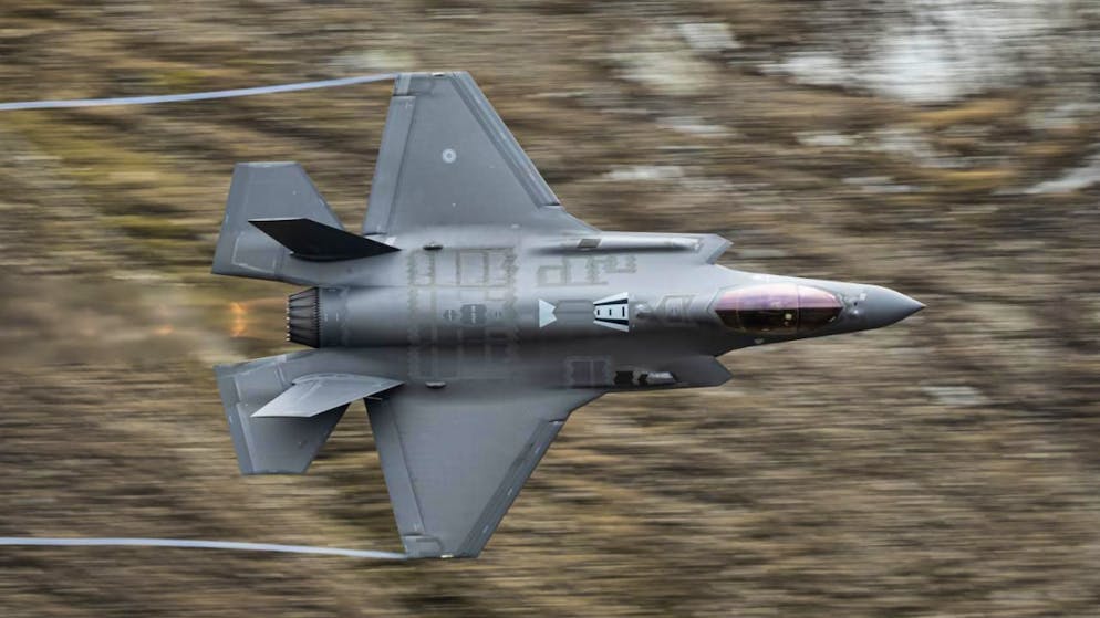 SP and Greens call for abortion. Fighter jet decision divides the political camps