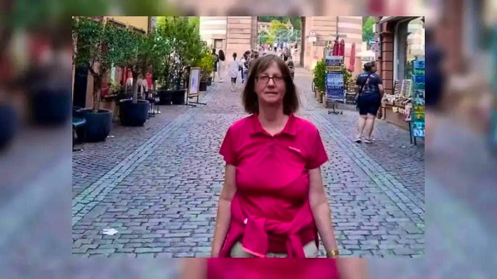 Nessuna traccia. Donna scompare nel nulla mentre il marito faceva un pisolino su una spiaggia greca