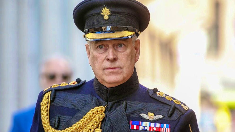 Scandale Epstein. Charles III pousse son frère Andrew vers la sortie de Royal Lodge