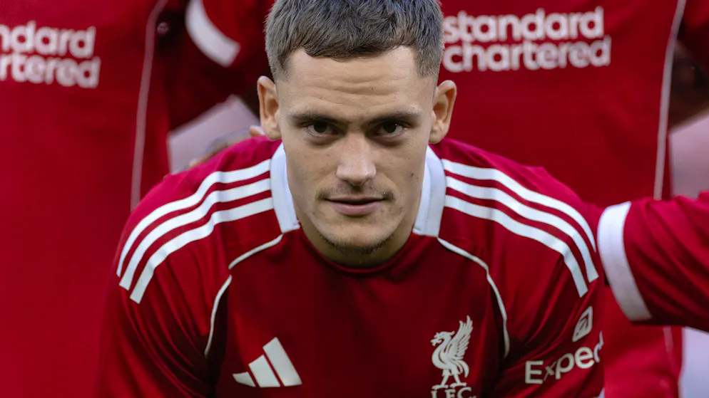 Kick-off in the Premier League. After transfer madness: The hunt for Liverpool begins