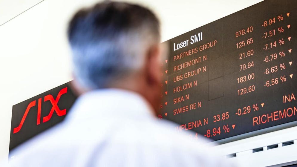 Der SMI gibt am Freitag deutlich nach.