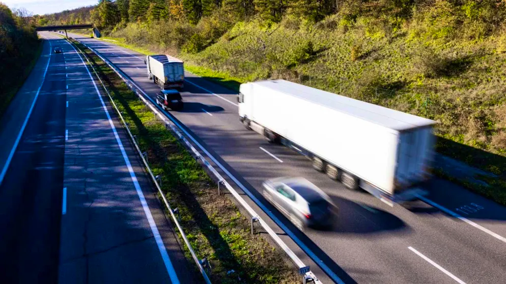 ARCHIVE - Cars and trucks can be seen on the A36 highway. French police have discovered 1.3 tons of cocaine worth around 30 to 40 million euros in a lorry coming from Spain. Photo: Philipp von Ditfurth/dpa/Symbolic image