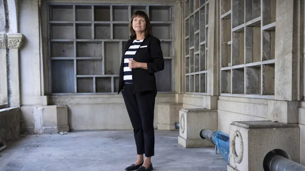 Mirjam Veglio, responsabile del crematorio, nei locali che diventeranno quelli del ristorante «La Vie».