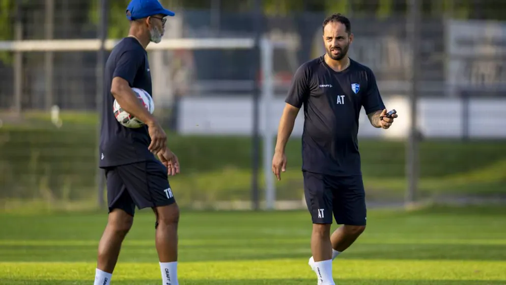 Wohlen freut sich auf das Kantons-Derby - Gallery. Wohlen-Trainer Piu Nascimento (links) im Gespräch mit Assistent Ivano Rizzo