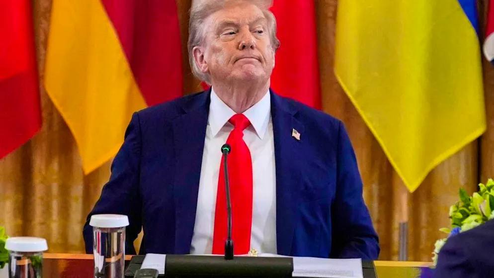 US President Donald Trump takes part in a meeting with Ukrainian President Zelenskyi at the White House. Photo: Alex Brandon/AP/dpa